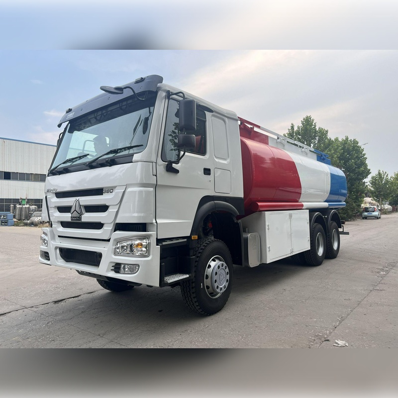 shandong-camel-truck-delivers-customized-fuel-tanker-truck-to-nigerian